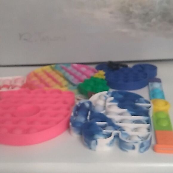 Pop Fidget  Toys - Picture 1 of 13